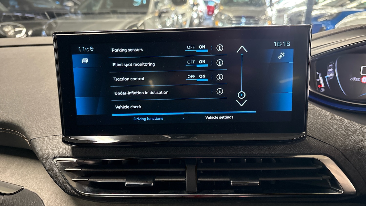 Used Peugeot 5008 2022 for sale - 76392237: Photo 43