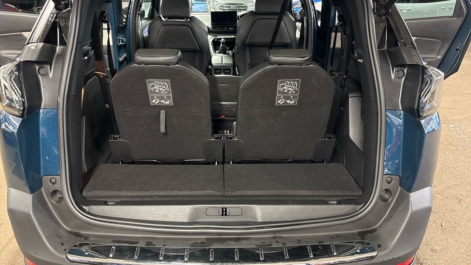 Used Peugeot 5008 2022 for sale - 76392237: Photo 87