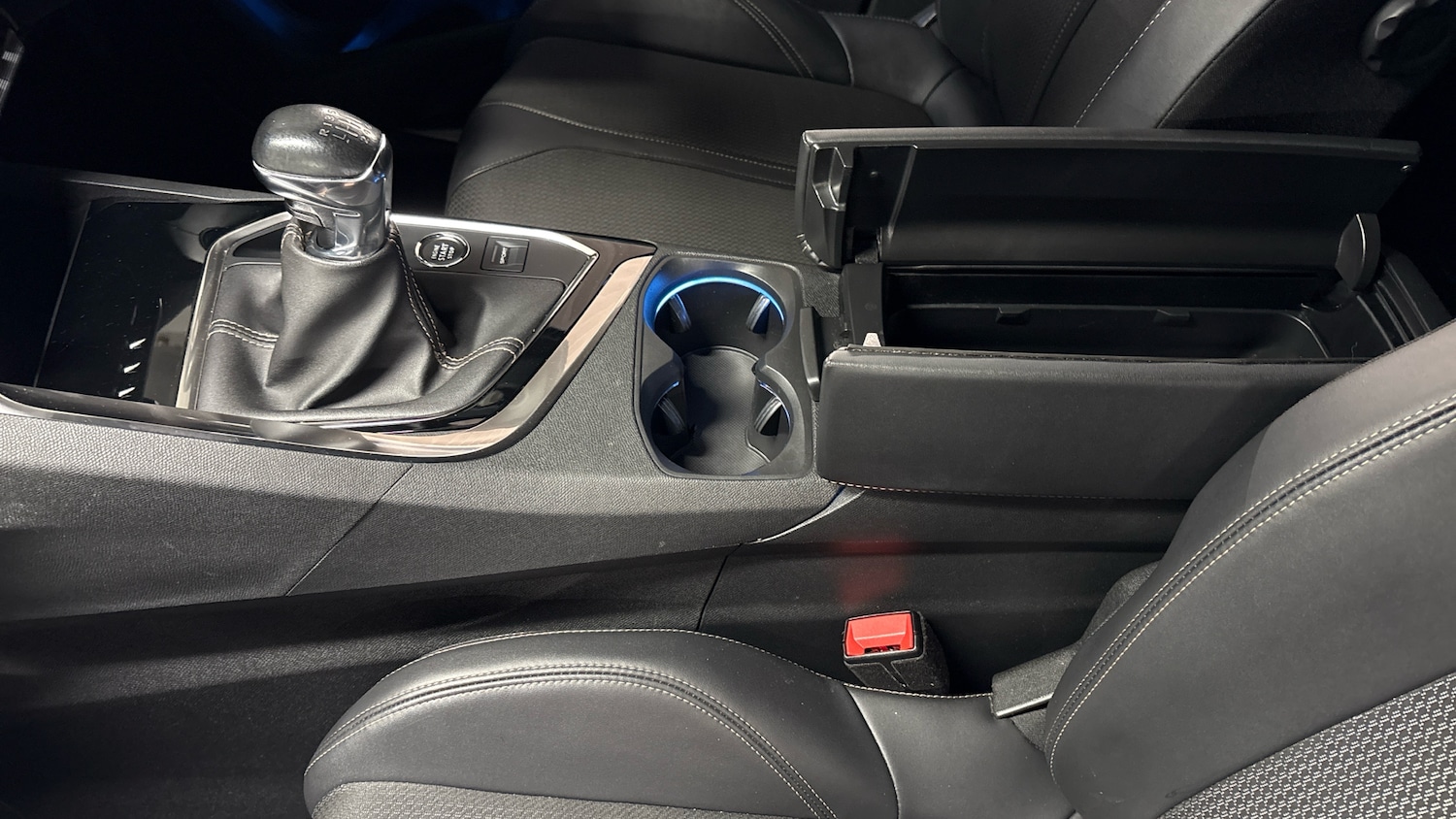 Used Peugeot 5008 2022 for sale - 76392237: Photo 92