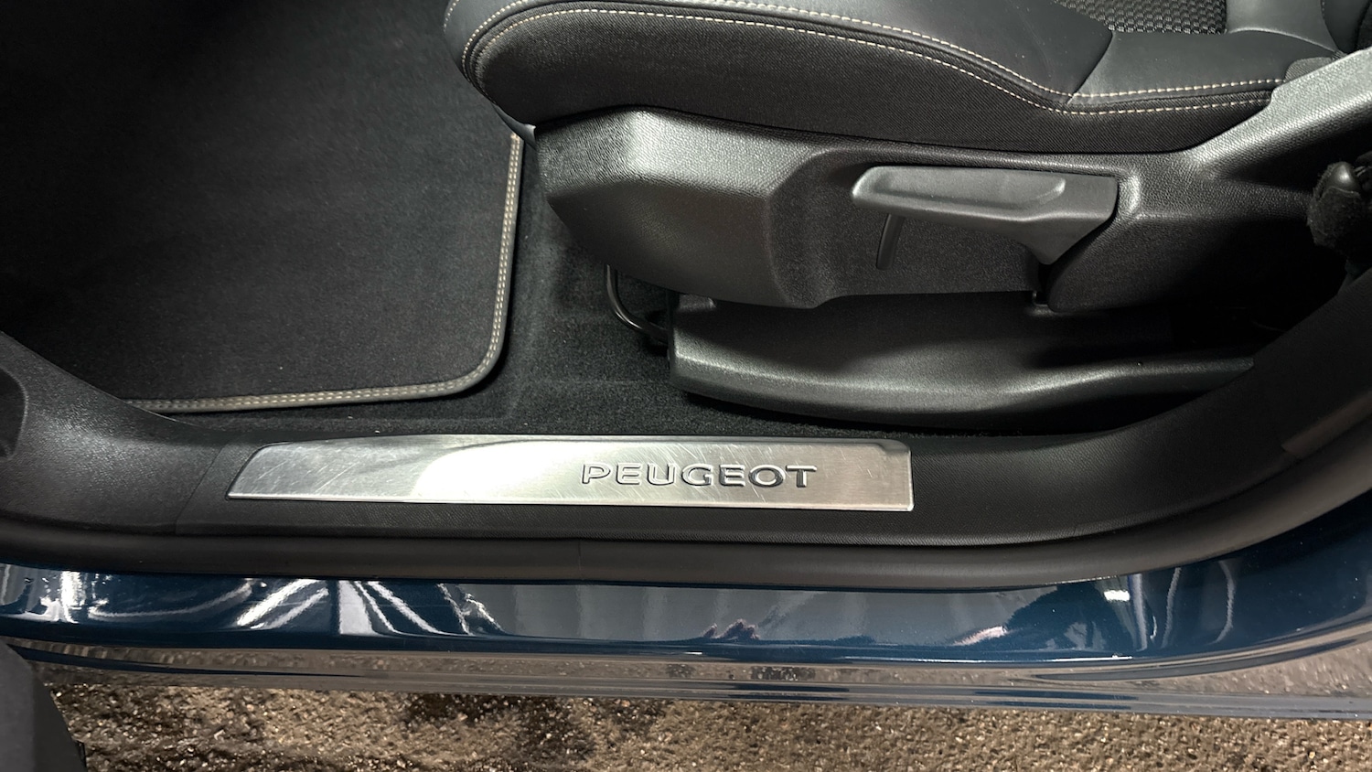 Used Peugeot 5008 2022 for sale - 76392237: Photo 95