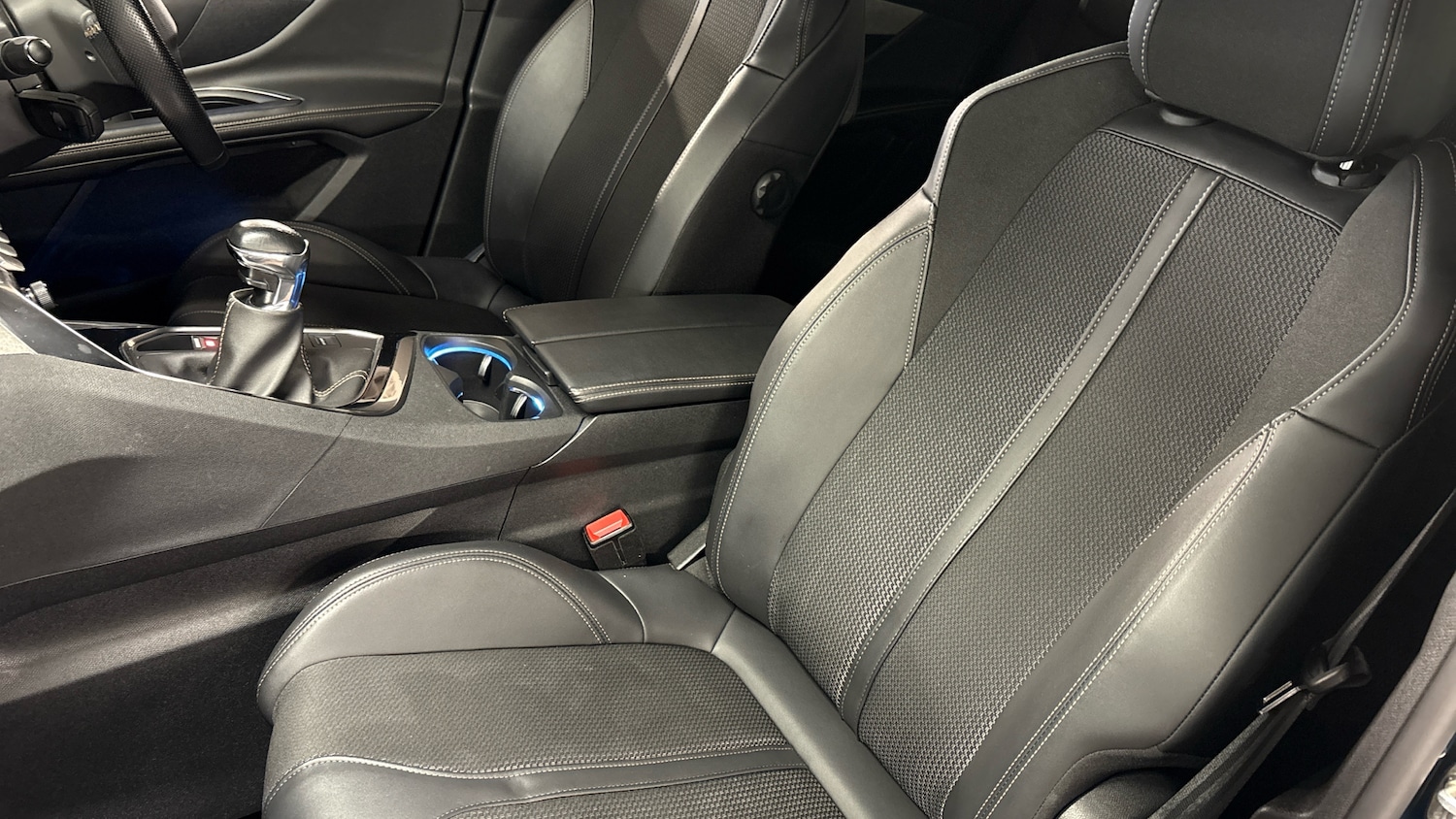 Used Peugeot 5008 2022 for sale - 76392237: Photo 96