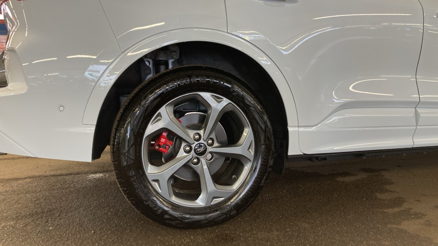 2025 Ford Kuga 2.5 PHEV ST-Line 5dr CVT Estate Estate Hybrid Automatic - Picture 7 of 24
