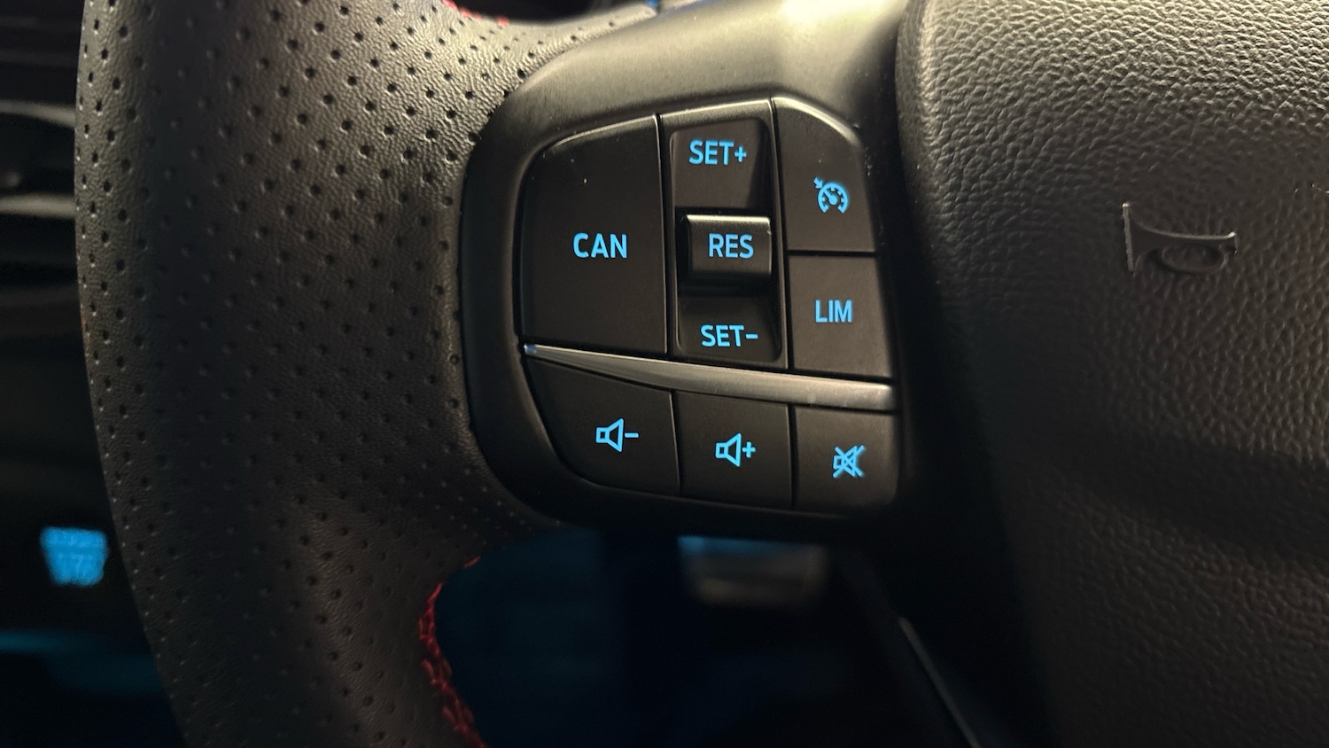 Used Ford Focus 2023 for sale - 77220235: Photo 29