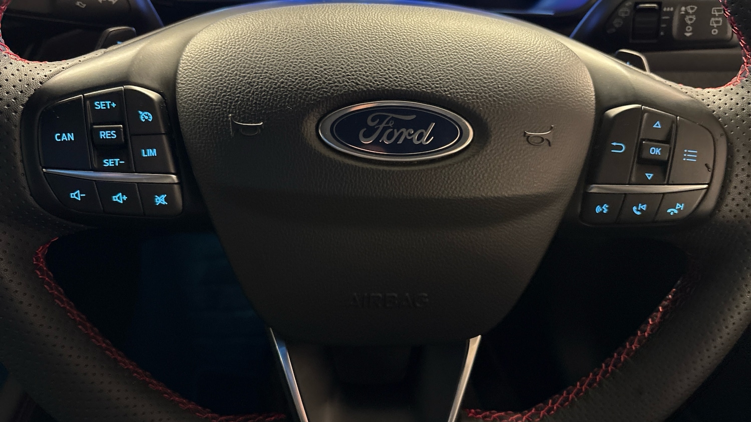 Used Ford Focus 2023 for sale - 77220235: Photo 30