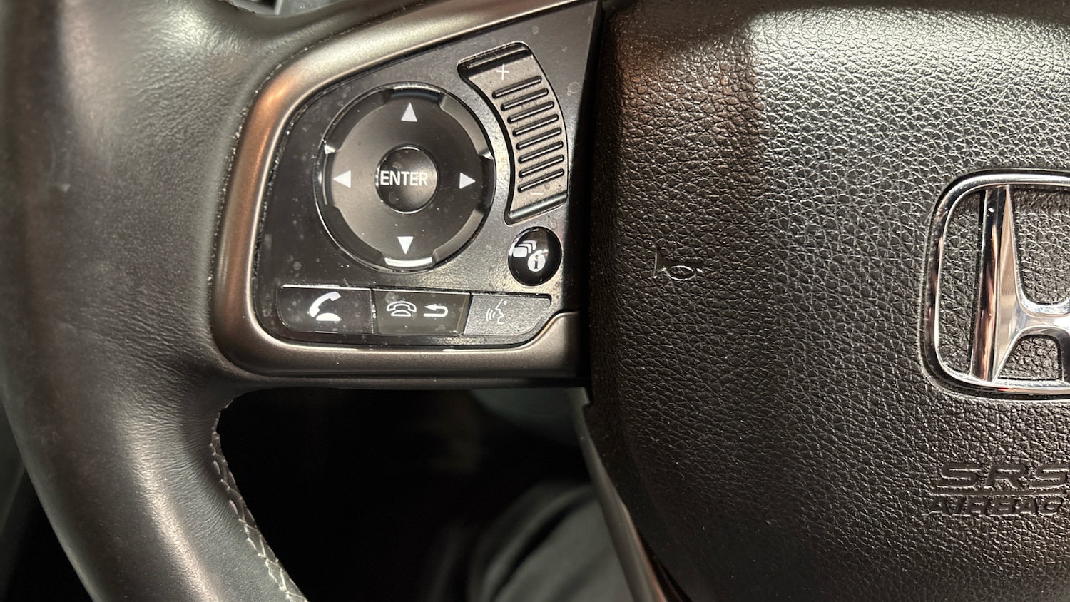 Used Honda Civic 2017 for sale - 76588238: Photo 29