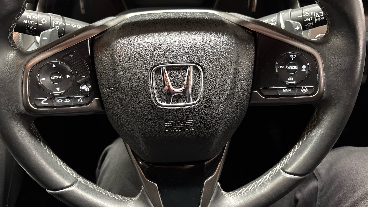 Used Honda Civic 2017 for sale - 76588238: Photo 30