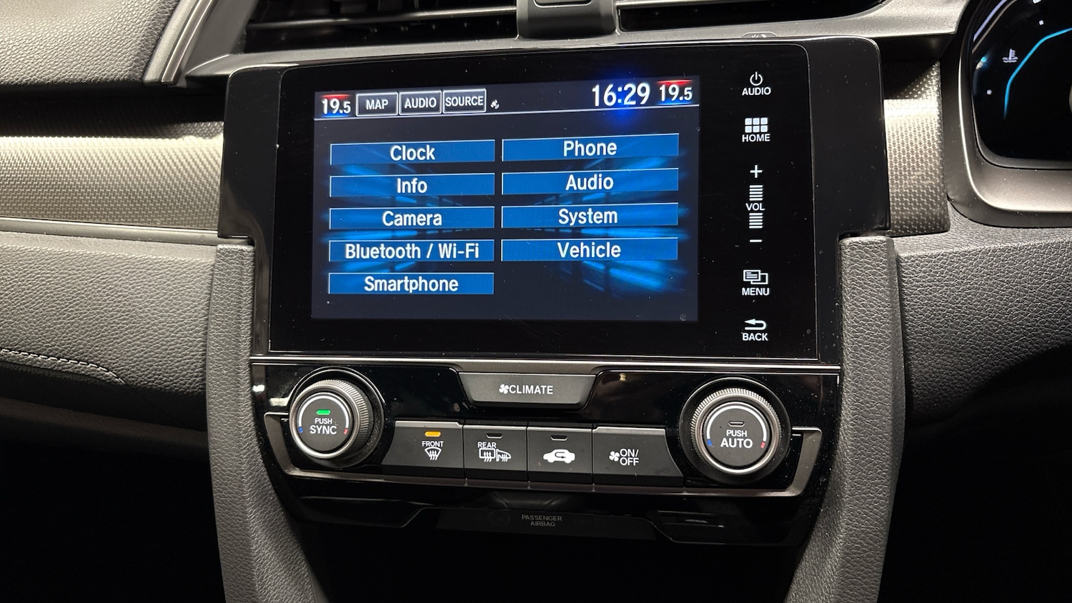 Used Honda Civic 2017 for sale - 76588238: Photo 36