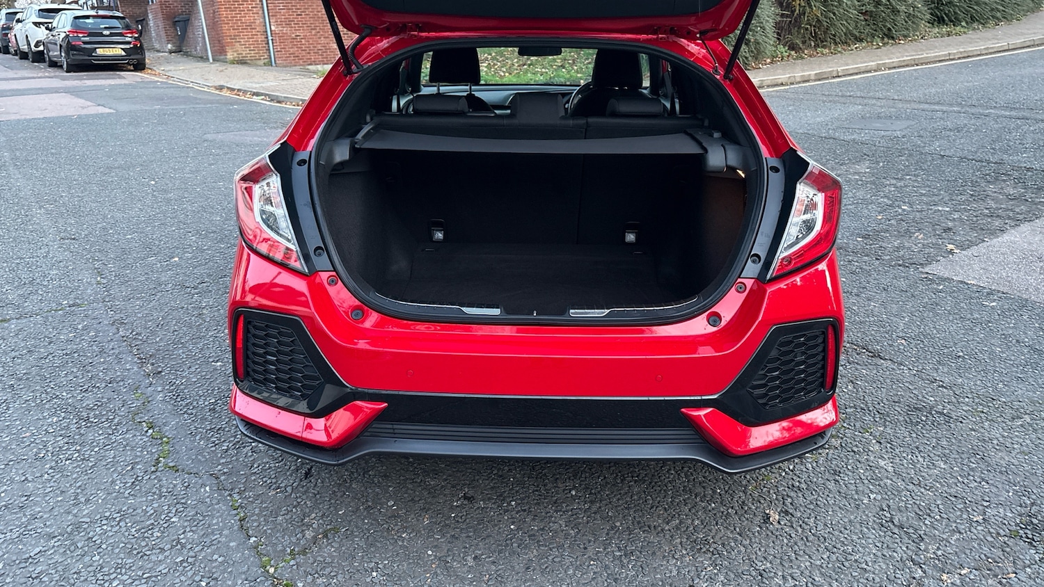 Used Honda Civic 2017 for sale - 76588238: Photo 4