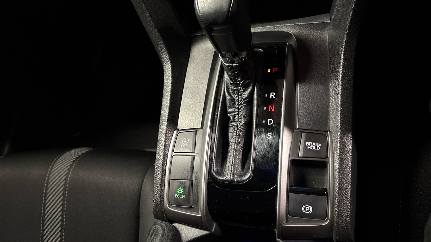 Used Honda Civic 2017 for sale - 76588238: Photo 42