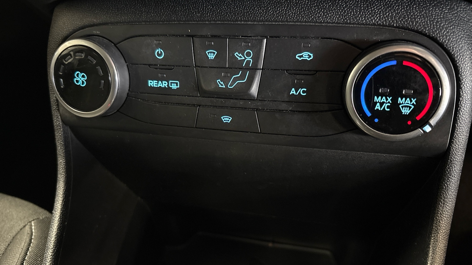 Used Ford Fiesta 2020 for sale - 77988949: Photo 38