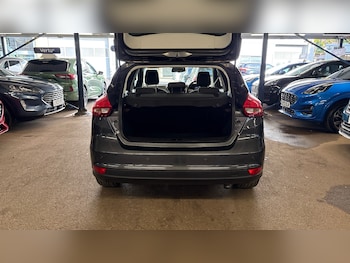 Used Ford Focus 2015 for sale - 78593920: Photo