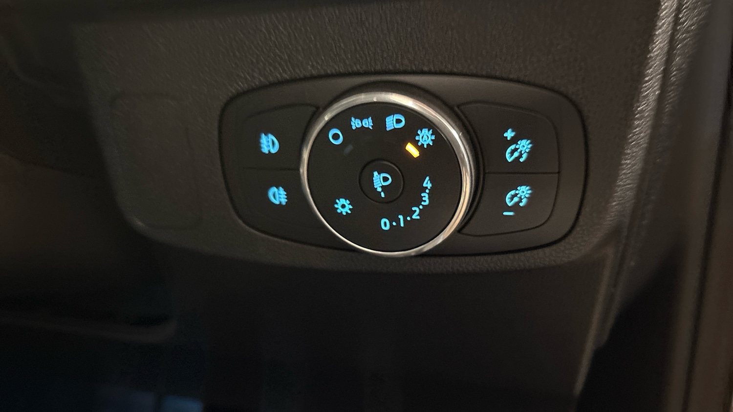 Used Ford Focus 2022 for sale - 76931104: Photo 27