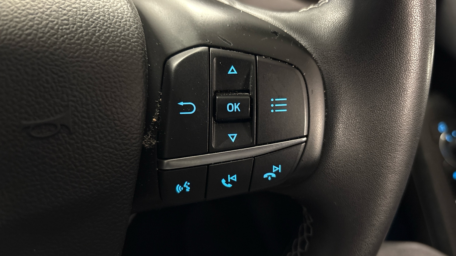 Used Ford Focus 2022 for sale - 76931104: Photo 28