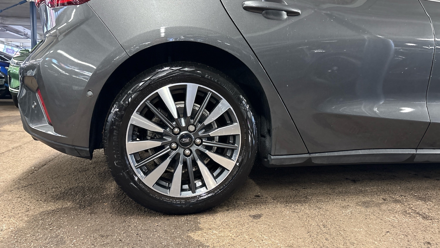 Used Ford Focus 2022 for sale - 76931104: Photo 7