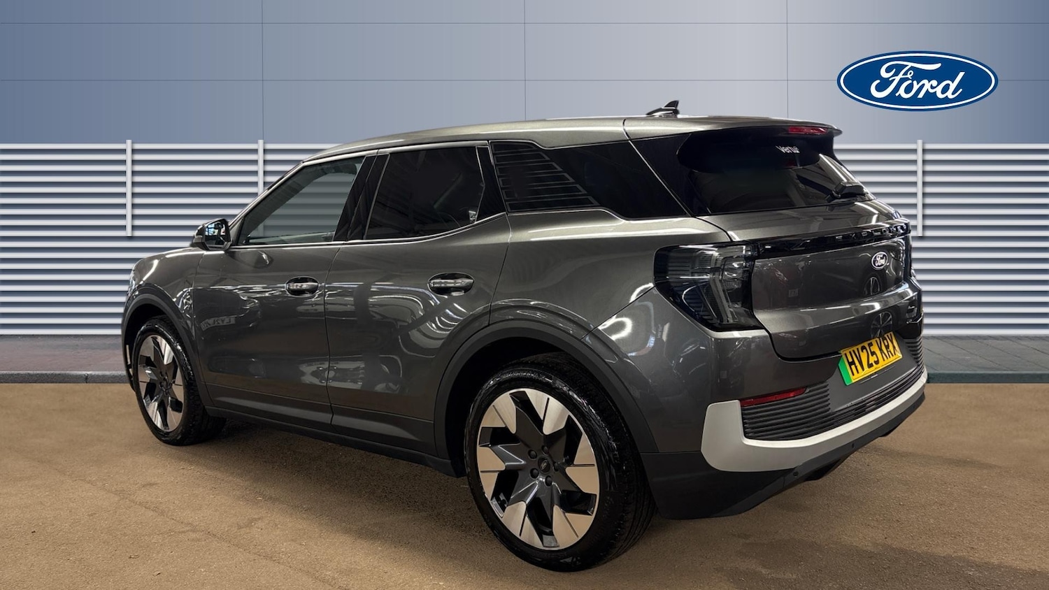 Used Ford Explorer 2025 for sale - 77915879: Photo 2