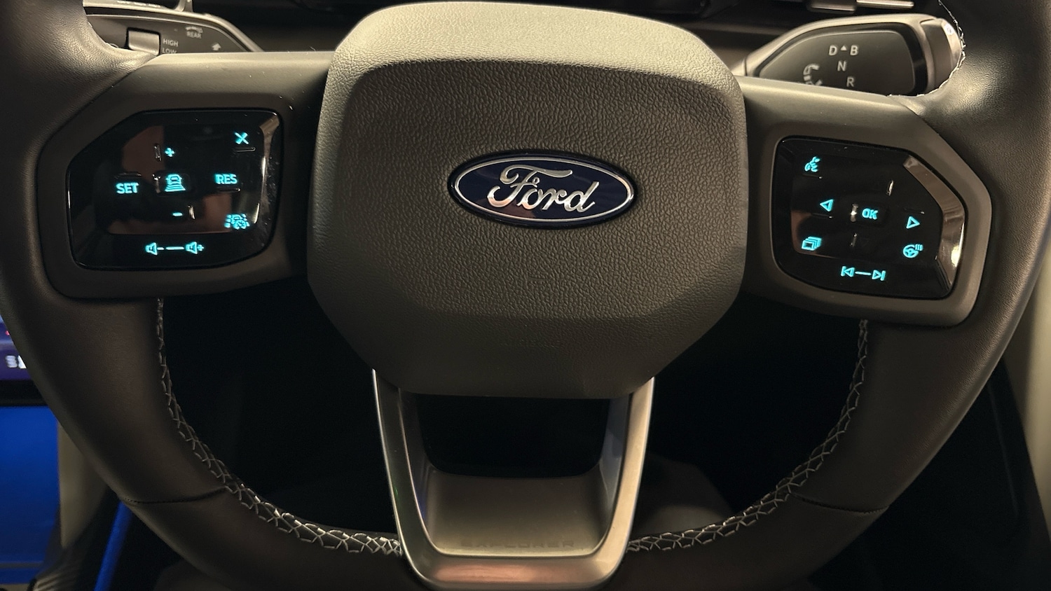 Used Ford Explorer 2025 for sale - 77915879: Photo 36