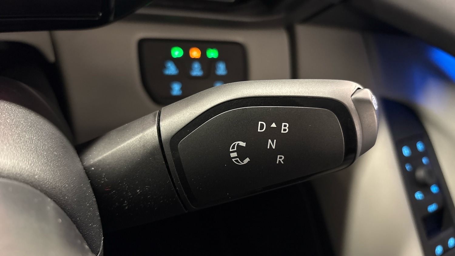 Used Ford Explorer 2025 for sale - 77915879: Photo 37