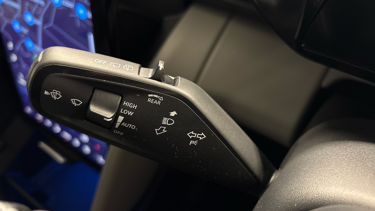 Used Ford Explorer 2025 for sale - 77915879: Photo 38