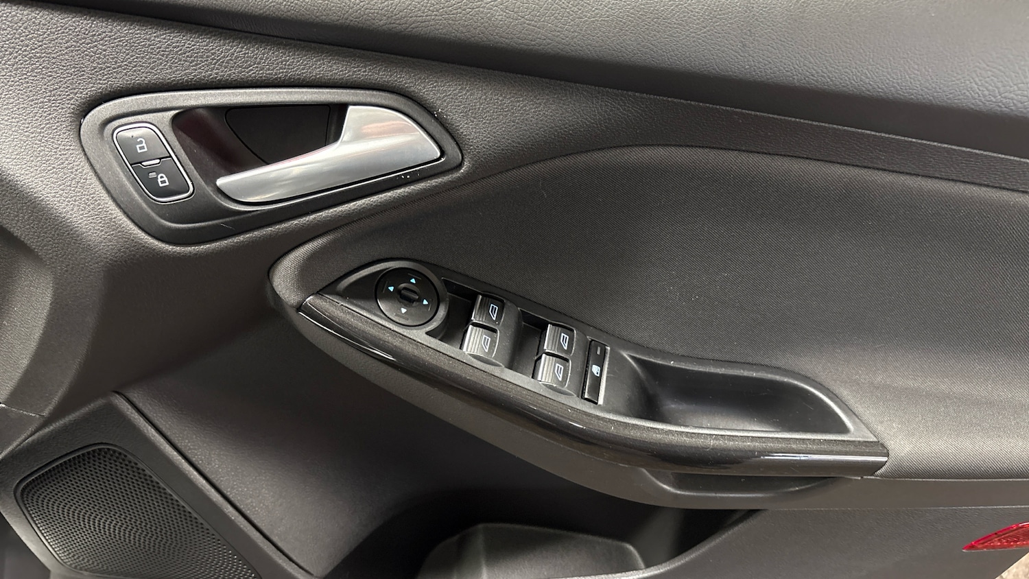 Used Ford Focus 2015 for sale - 76542741: Photo 23