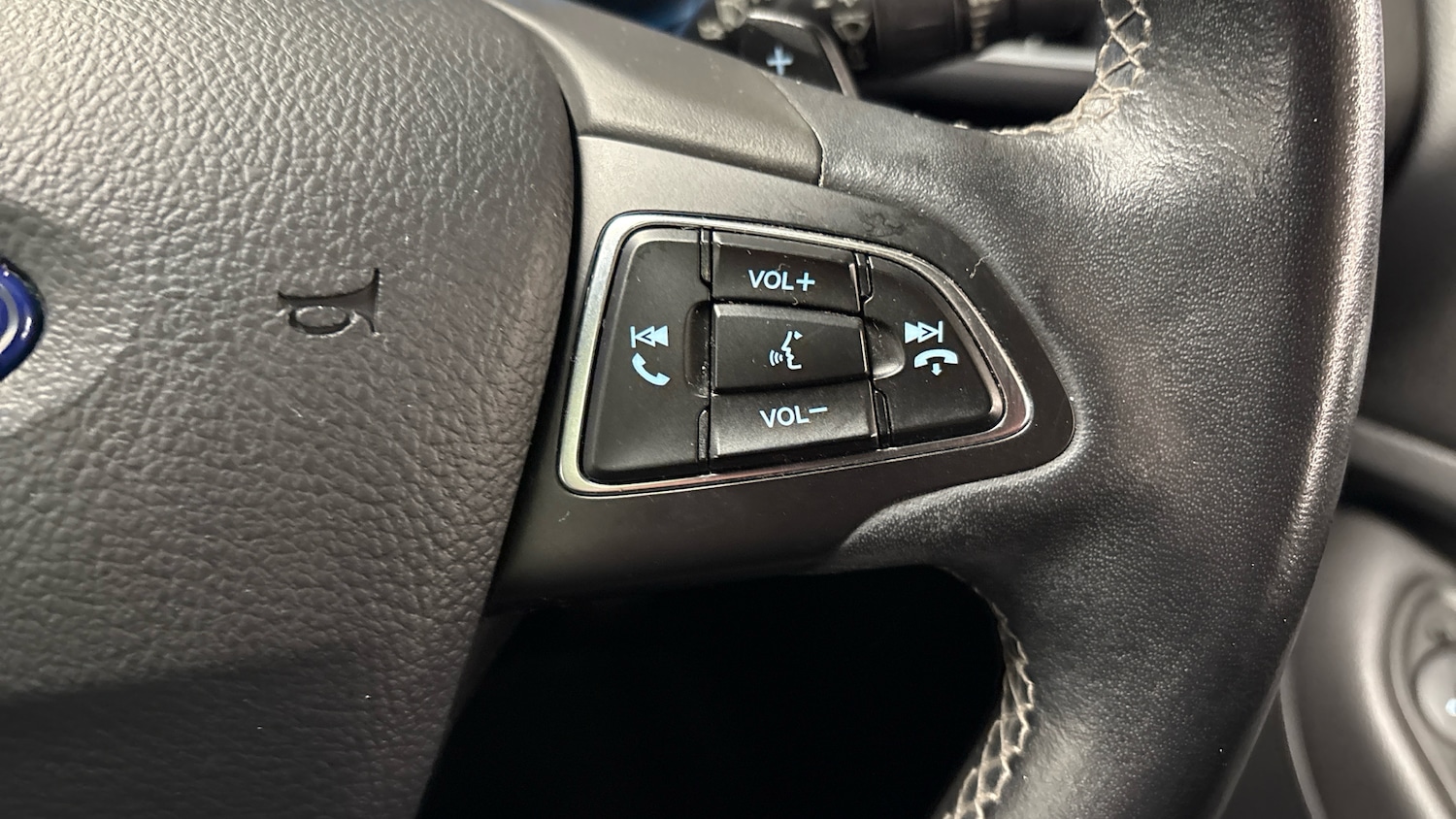 Used Ford Kuga 2017 for sale - 76625615: Photo 32