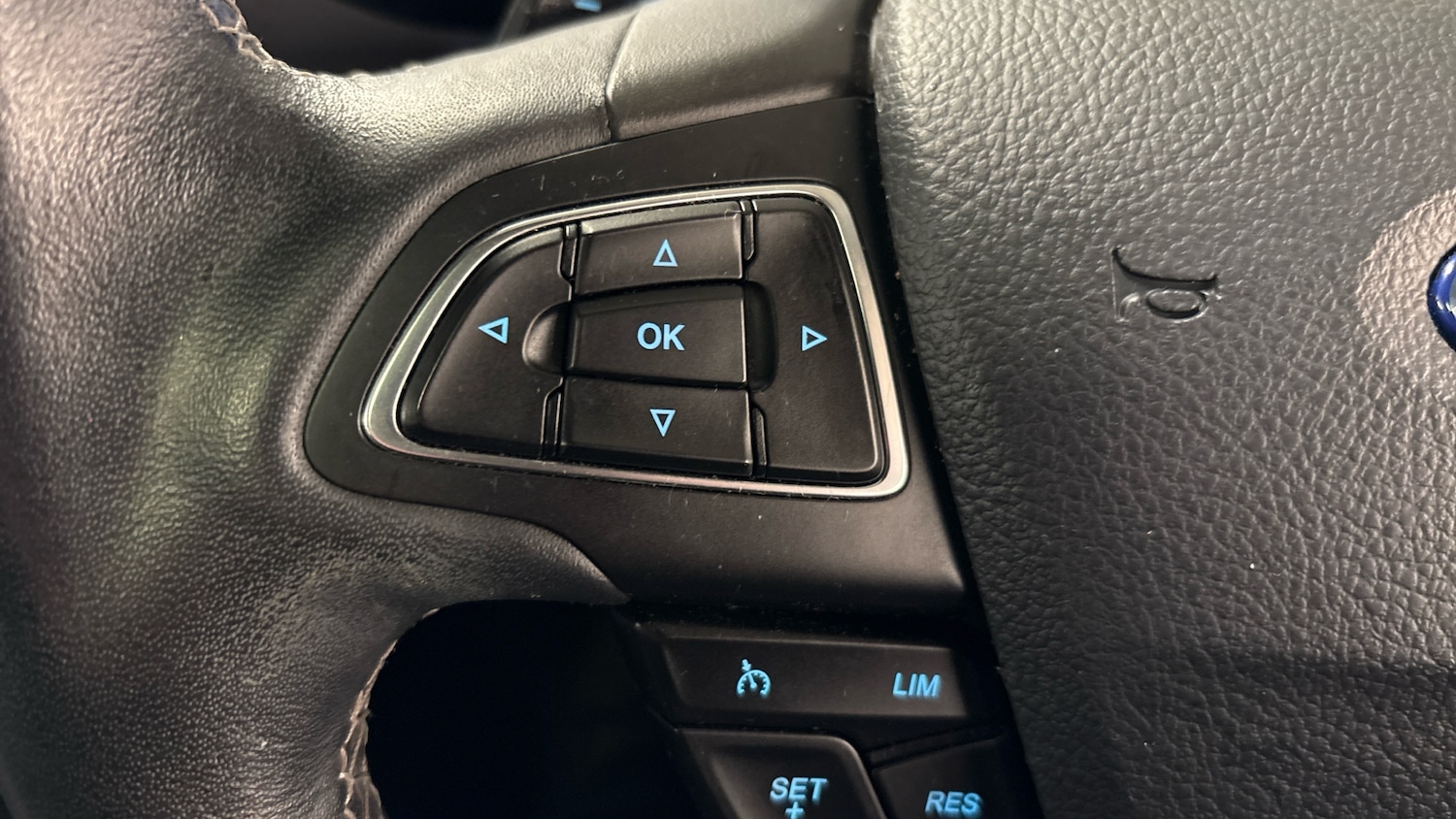 Used Ford Kuga 2017 for sale - 76625615: Photo 33