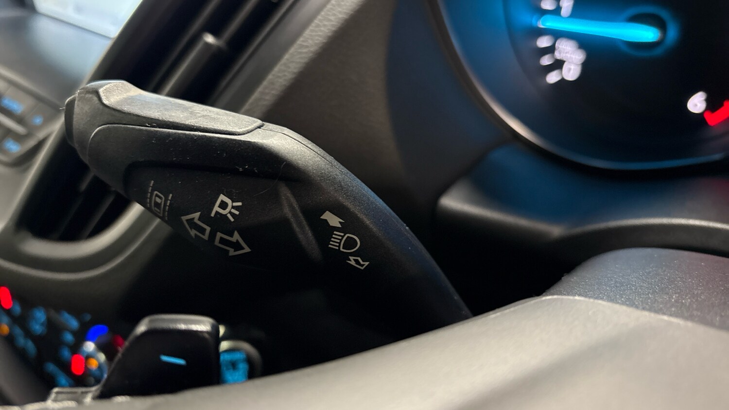 Used Ford Kuga 2017 for sale - 76625615: Photo 37