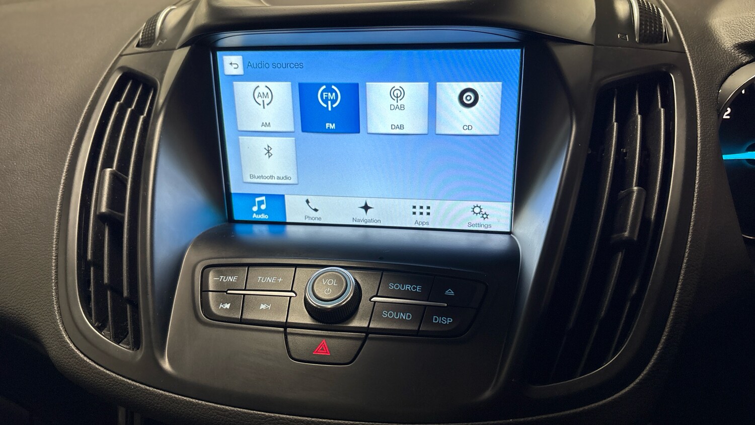 Used Ford Kuga 2017 for sale - 76625615: Photo 43