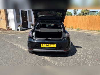 Used Renault Clio 2024 for sale - 79198317: Photo
