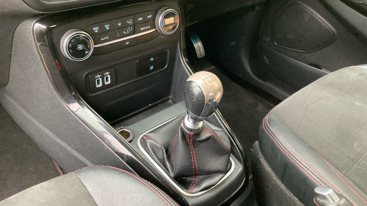 Used Ford Ecosport 2018 for sale - 76332713: Photo 13