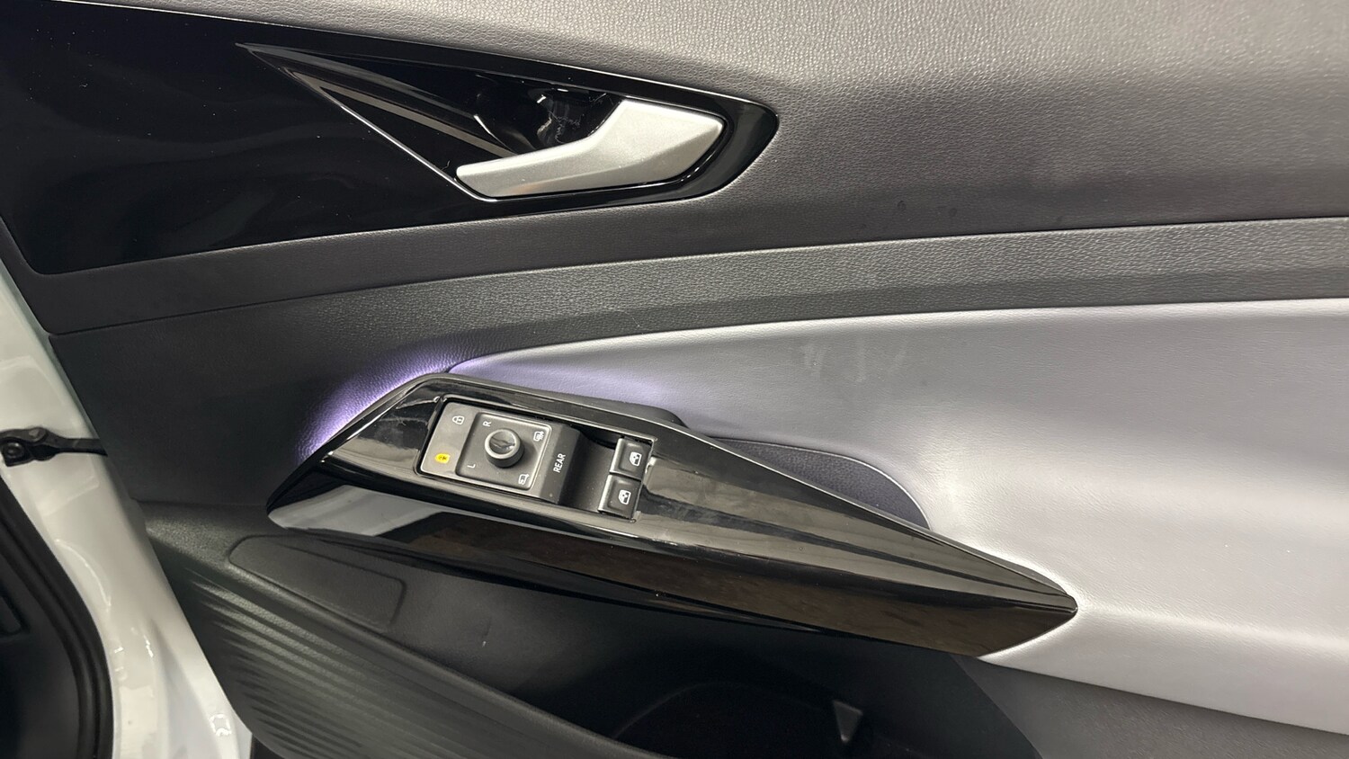 Used Volkswagen ID.4 2022 for sale - 76272370: Photo 29