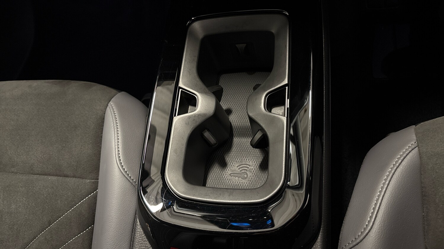 Used Volkswagen ID.4 2022 for sale - 76272370: Photo 57