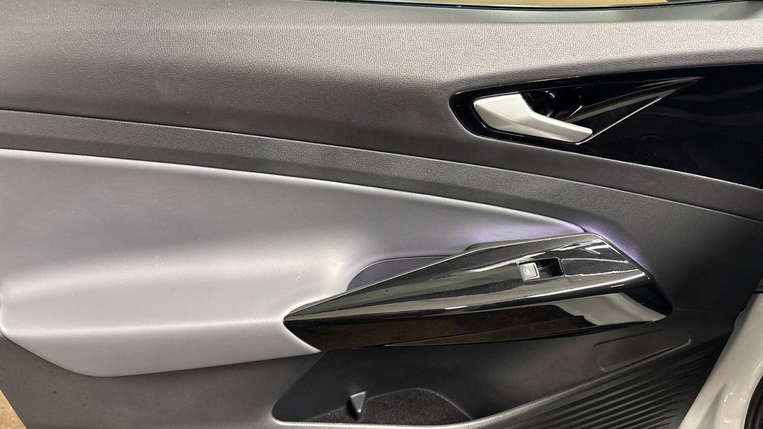 Used Volkswagen ID.4 2022 for sale - 76272370: Photo 90