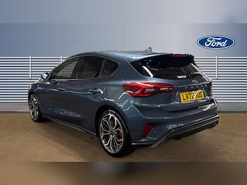 Used Ford Focus 2022 for sale - 77116402: Photo