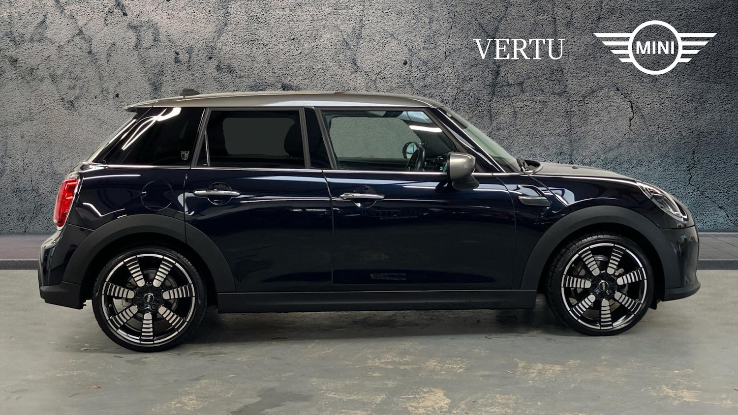 Used MINI Hatch 2022 for sale - 77501179: Photo 3