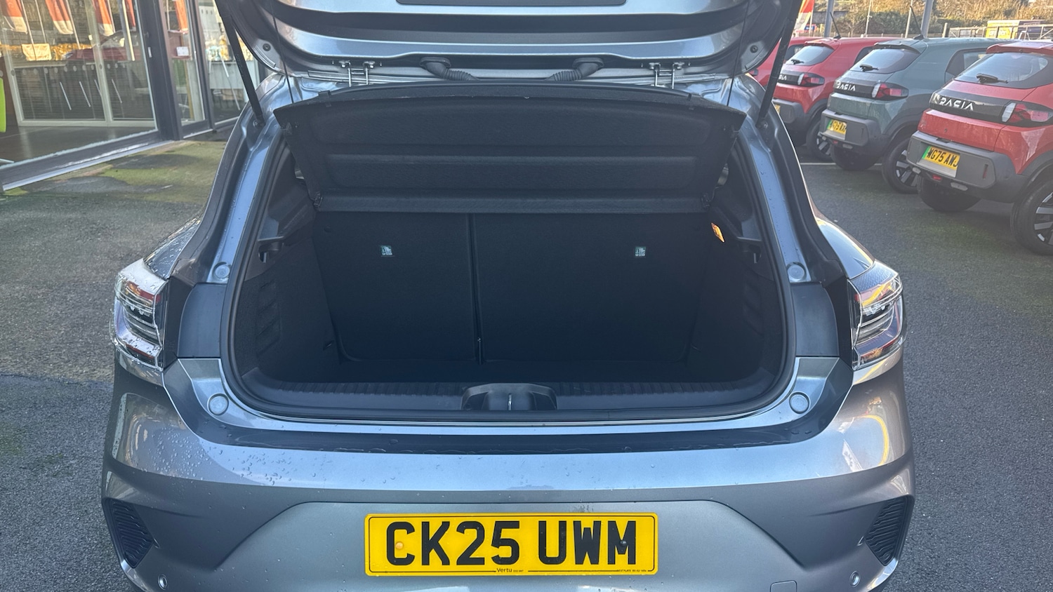 Used Renault Clio 2025 for sale - 77310845: Photo 4