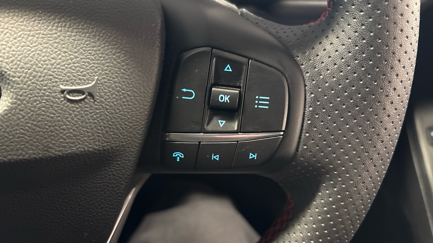 Used Ford Kuga 2025 for sale - 78028438: Photo 31