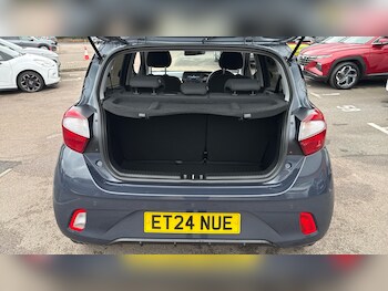 Used Hyundai i10 2024 for sale - 77409333: Photo