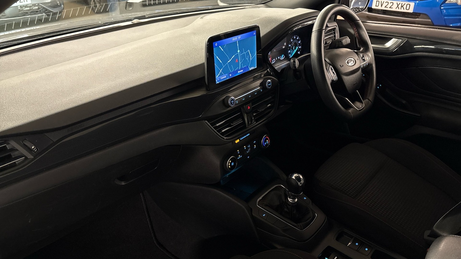 Used Ford Focus 2020 for sale - 76946726: Photo 9