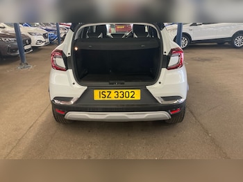 Used Renault Captur 2024 for sale - 75396661: Photo
