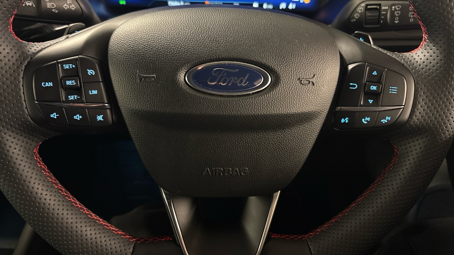 Used Ford Focus 2023 for sale - 77790101: Photo 30