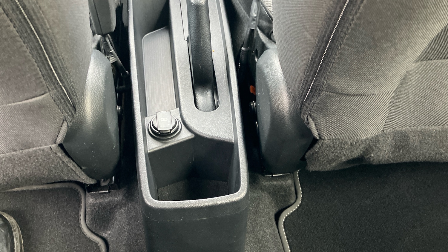 Used Hyundai i10 2025 for sale - 78000785: Photo 25