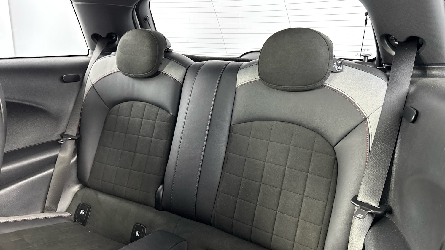 Used MINI Hatch 2023 for sale - 77915882: Photo 12