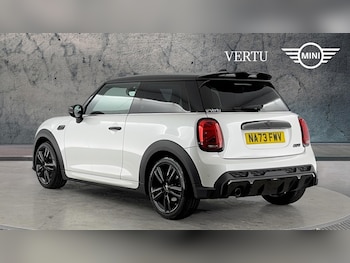 Used MINI Hatch 2023 for sale - 77915882: Photo