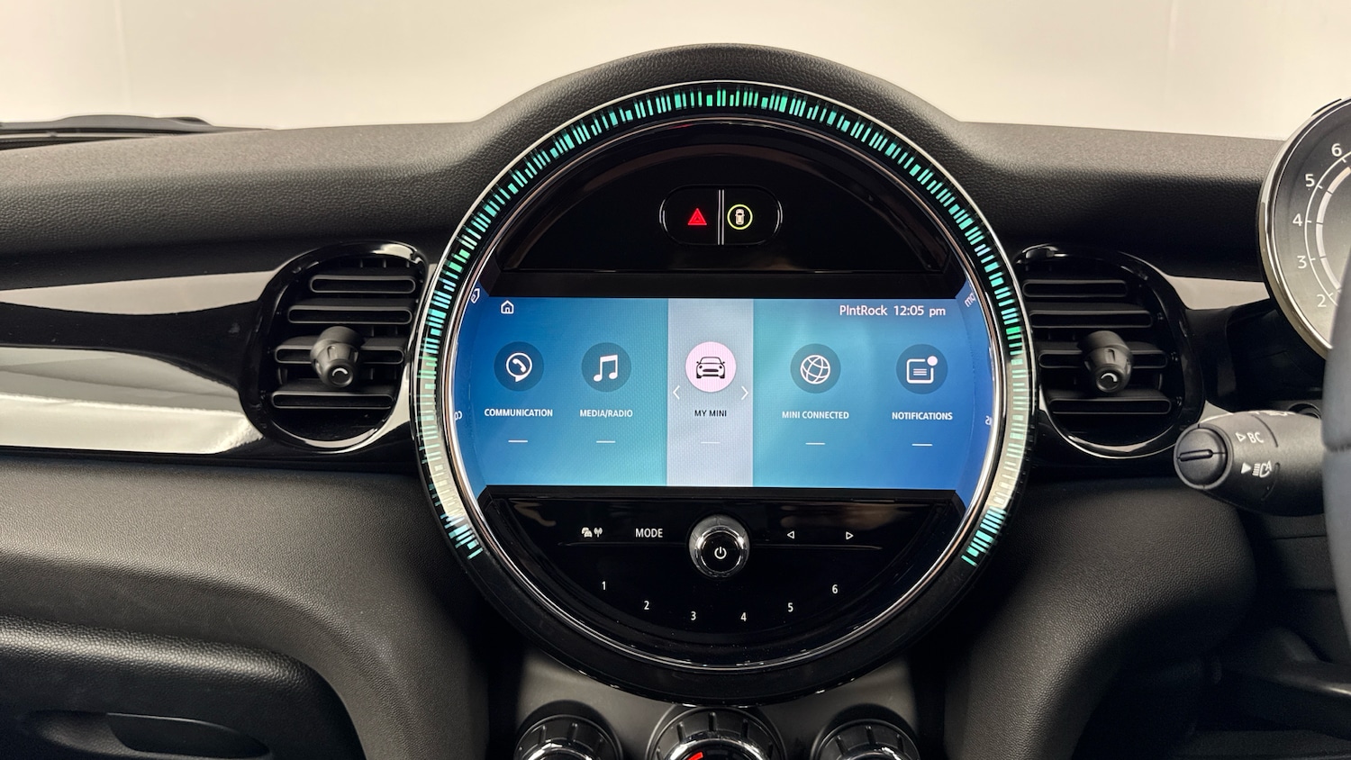 Used MINI Hatch 2023 for sale - 77915882: Photo 8