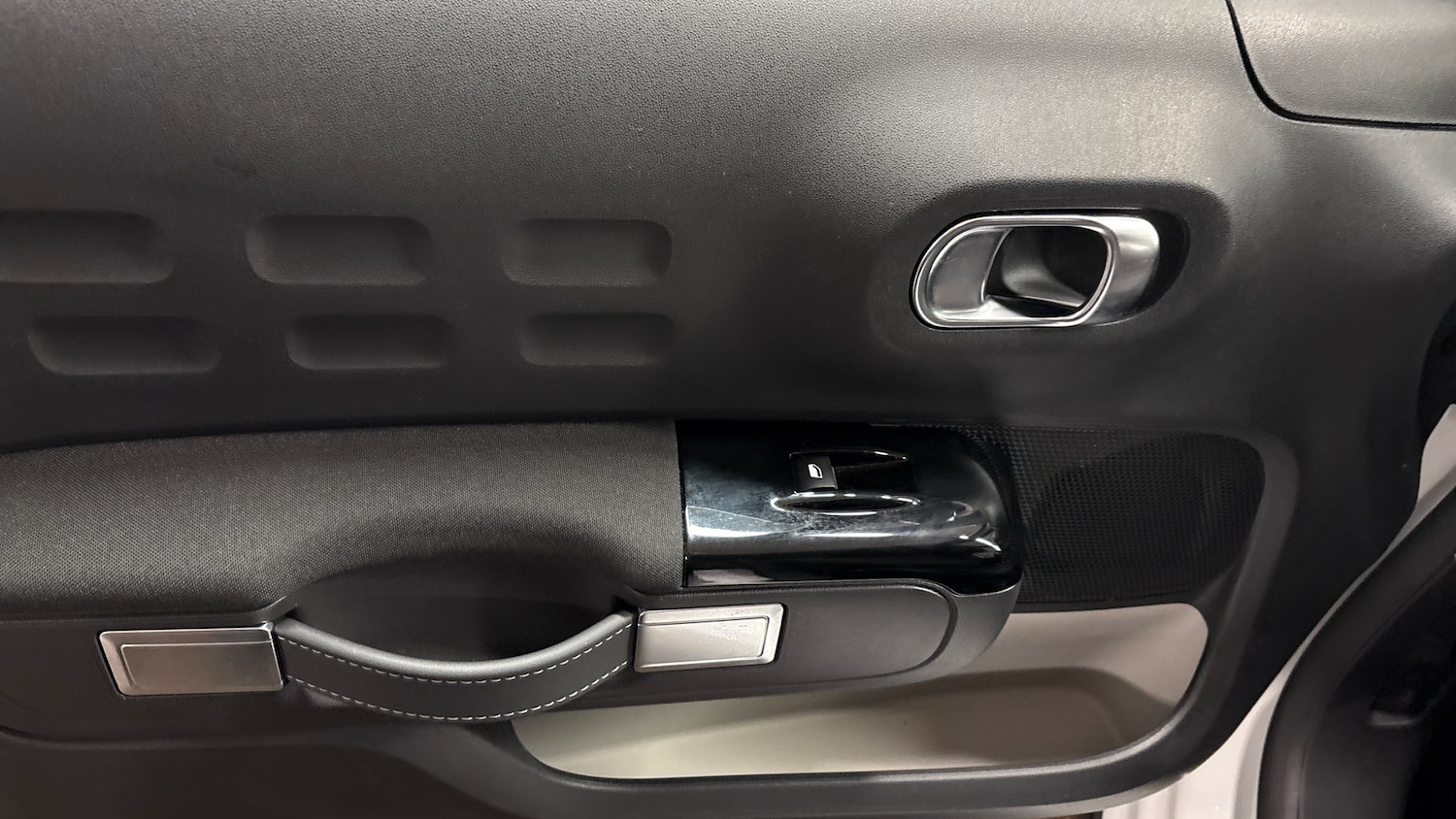 Used Citroen C3 2024 for sale - 77222840: Photo 77