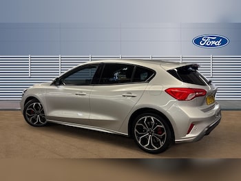 Used Ford Focus 2021 for sale - 79582204: Photo