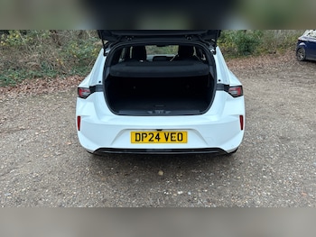 Used Vauxhall Astra 2024 for sale - 76918781: Photo