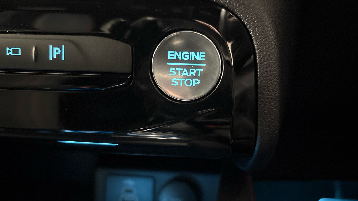 Used Ford Kuga 2024 for sale - 76655759: Photo 34