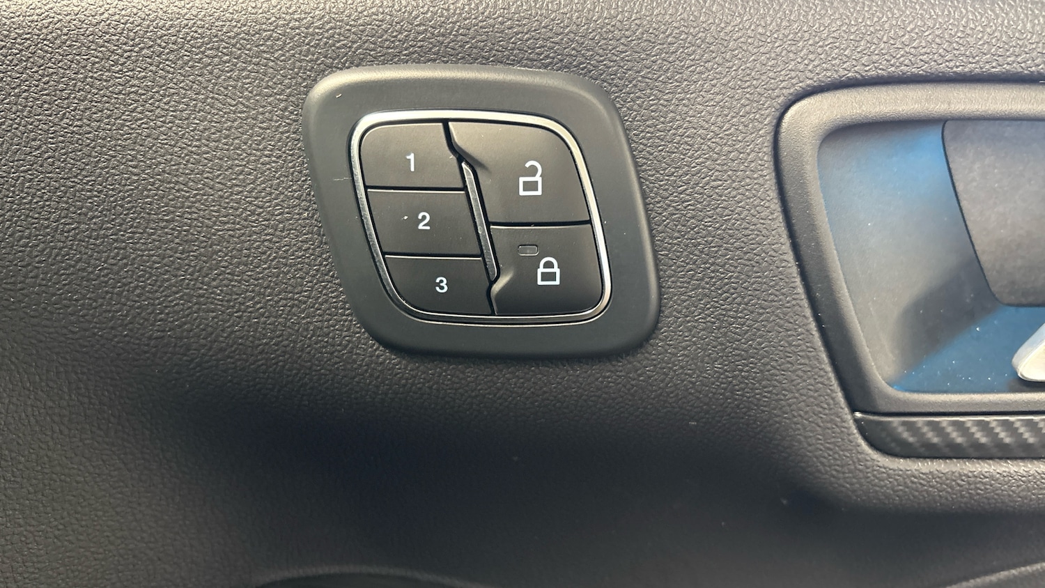 Used Ford Kuga 2024 for sale - 76655759: Photo 39