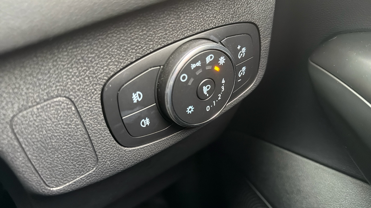 Used Ford Focus 2022 for sale - 77300972: Photo 38